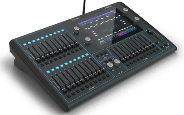 ChamSys QuickQ 20 2-Universe Compact Lighting Console - Image 3